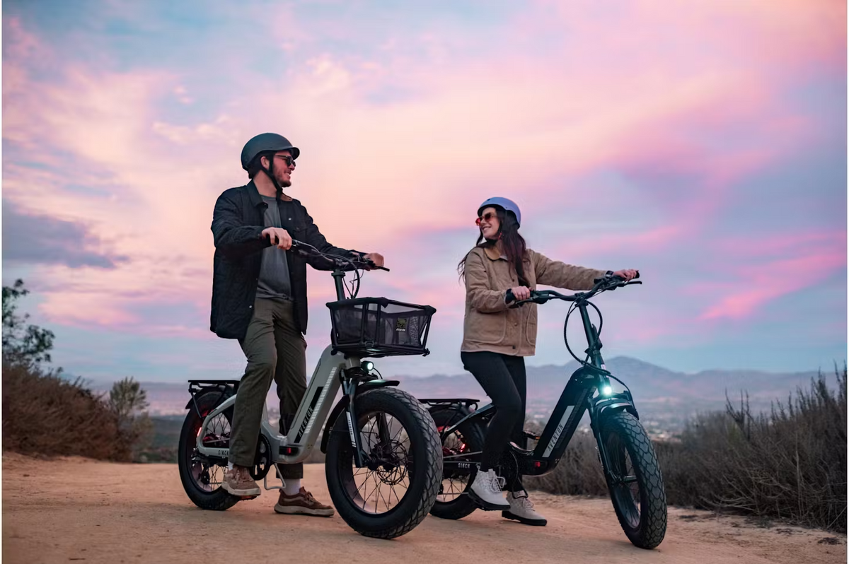 Aventon Sinch 2.5 - Lifestyle sunset with riders